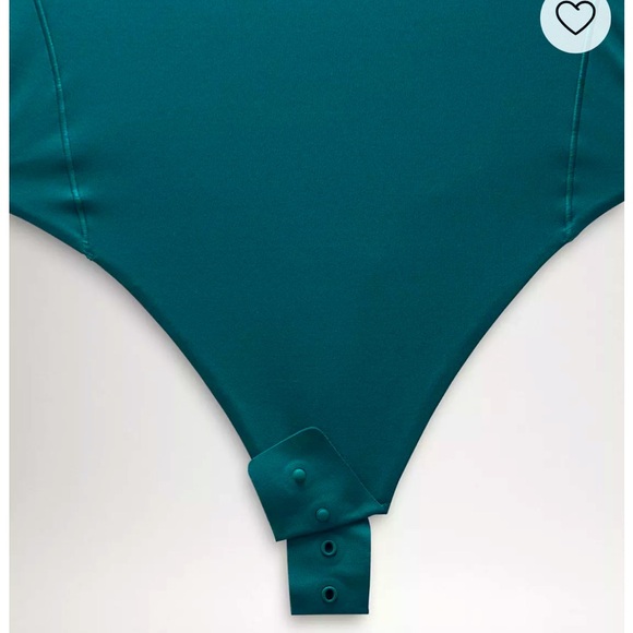 LULULEMON NULU TURTLE NECK BODYSUIT NWT - Picture 3 of 7